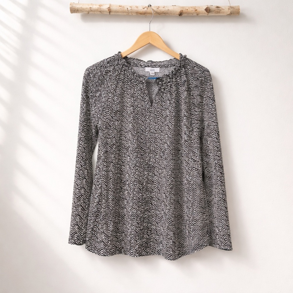 Croft and Barrow Size Small Print Polyester Spandex Notch Neck Blouse